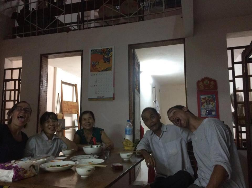 Happy Homestay Буонметхуот Экстерьер фото