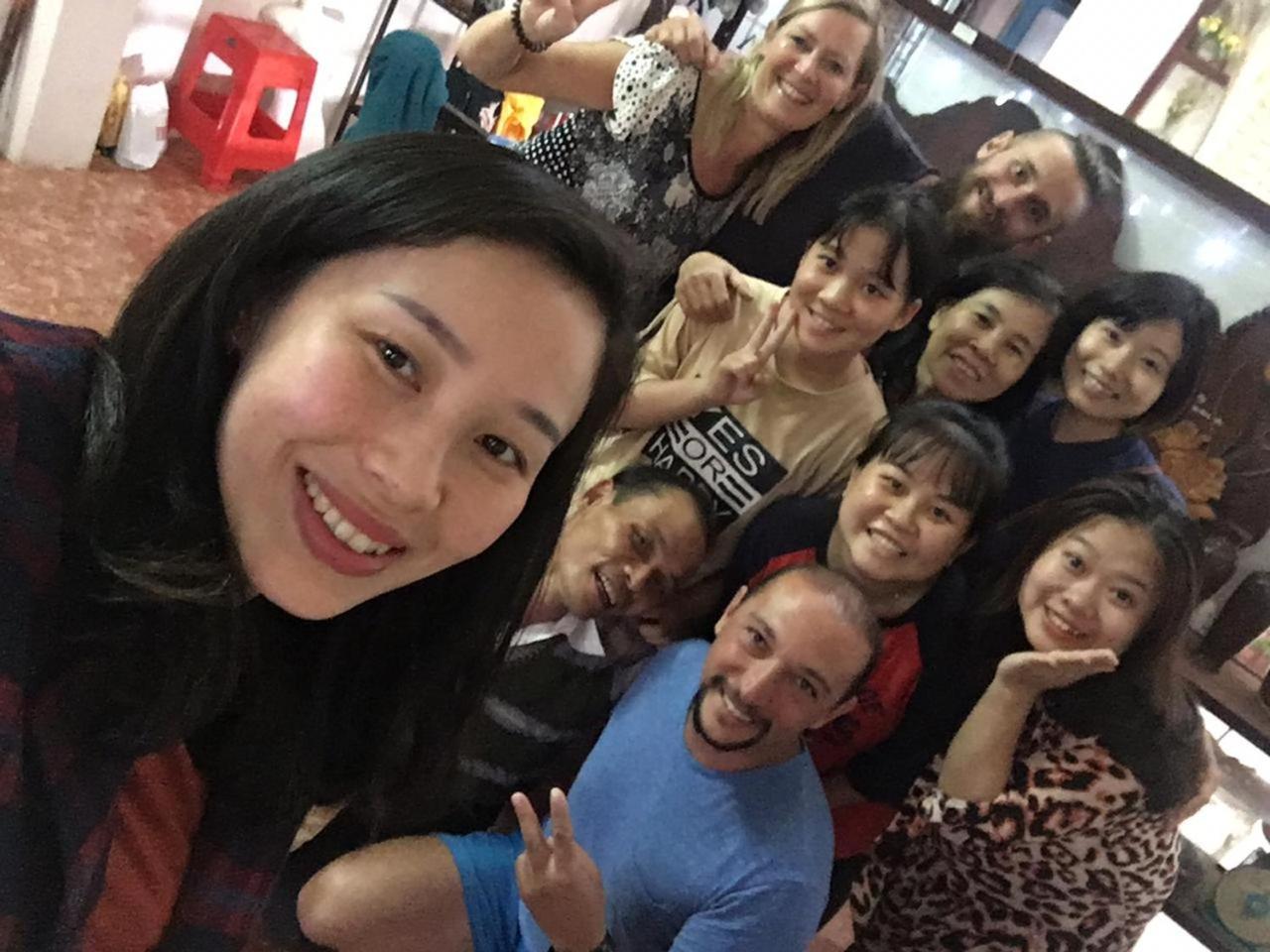 Happy Homestay Буонметхуот Экстерьер фото